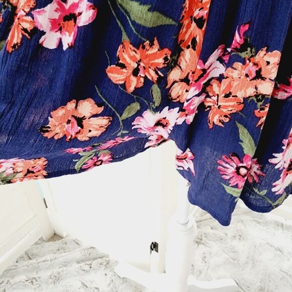 ALTAR'D STATE BLUE FLORAL V NECK ROMPER SIZE XS - Picture 5 of 6